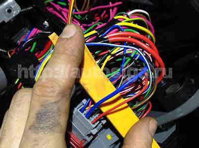 Точки подключения автосигнализации на УАЗ