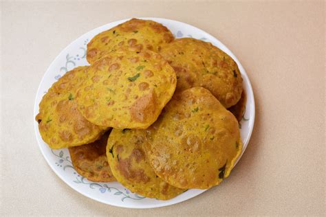 Where to Eat the Best Dal Puri in the World? | TasteAtlas