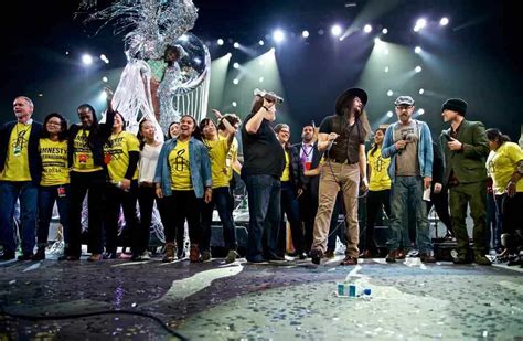 Yoko Ono Madonna Pussy Riot Sean Lenon Susan Sarandon Con Amnist A Internacional