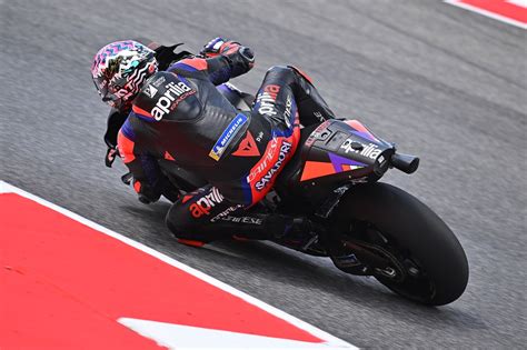 Aprilia Pouco Aberta A Ter Segundo Piloto De Testes Lorenzo Savadori