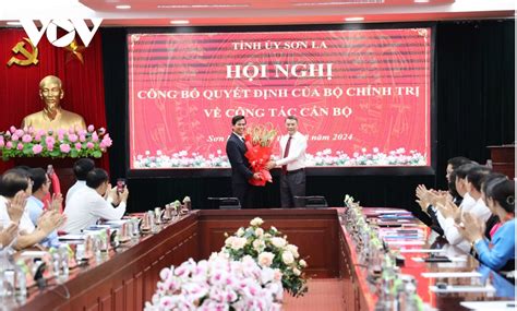 bo chinh tri chuan  ong hoang quoc khanh giu chuc bi thu tinh uy son la