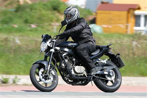 Fahrbericht Hyosung GT I Naked Verlockendes Angebot Ri De