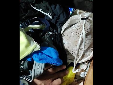 Revisando El Cajon De Ropa Interior De Mi Suegra Parte 1 XVIDEOS