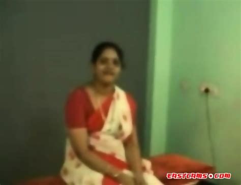 Indian Aunty Having Sex At Workplace