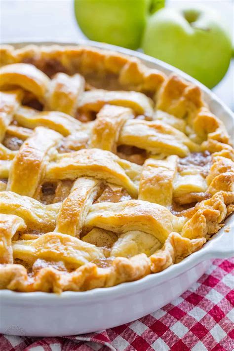 Apple Pie Recipe with the Best Filling (VIDEO) - NatashasKitchen.com