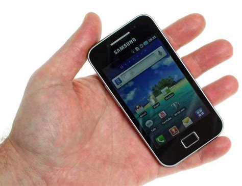 HTC Wildfire S vs Samsung Galaxy Ace S5830 دوئل بزرگان عصرنوشتن