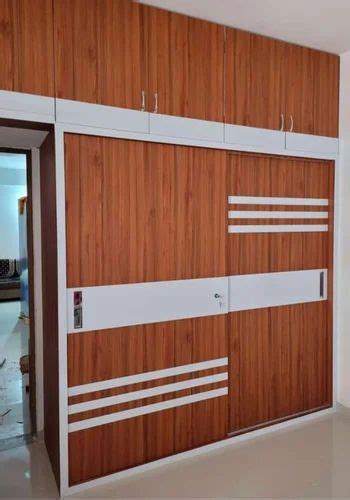 2 Doors Wall Fixed Laminated Wooden Wardrobe With Locker At Rs 1100 Sq