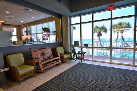 Palmetto Inn & Suites Panama City Beach, Florida, US - Reservations.com