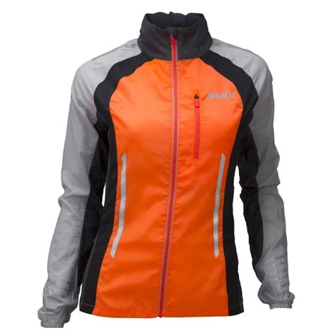 Swix klær dame – Integrert kjokkenet