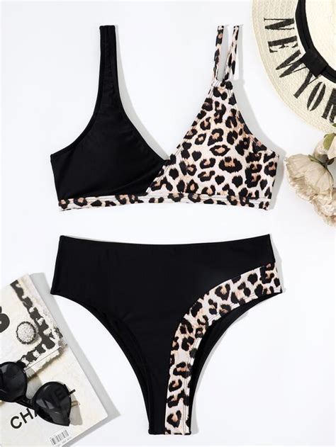 Conjunto de bikini de leopardo Top sin aros con hombros recortados y traje de baño de piezas