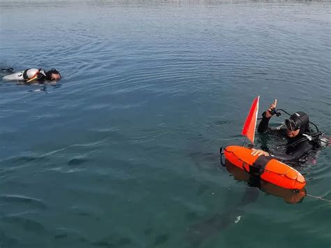 Tragedi Tenggelam Kapal Penyeberangan Di Buton Tengah Warga