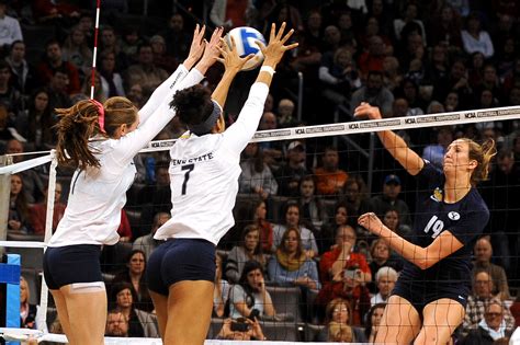 Ncaa Volleyball Final Megan Courtney And Nia Grant 2014 Ncaa Womens