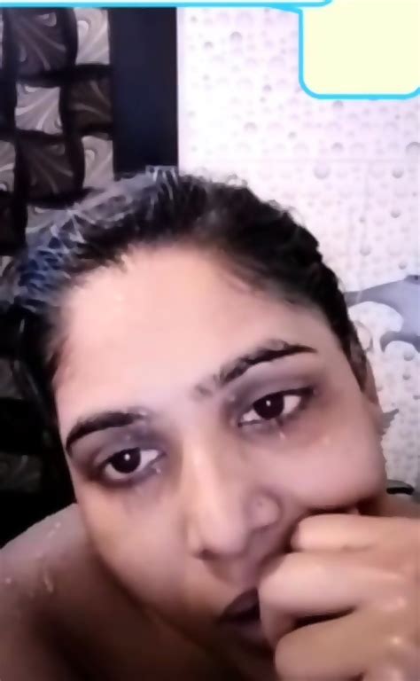 Cute Nursing Girl Naked Bathing Video