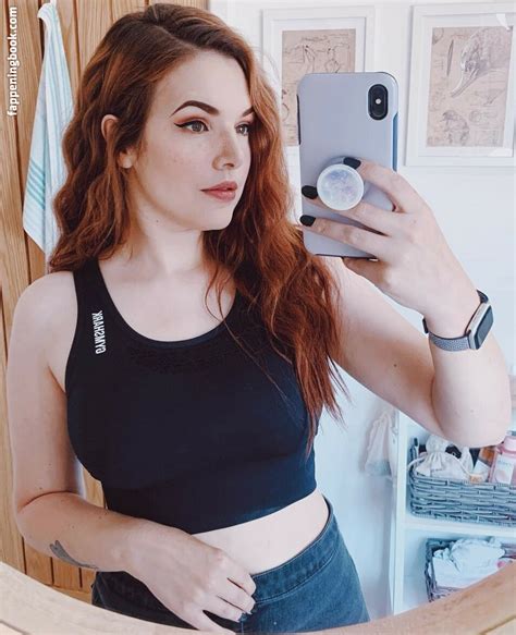 Cherry Wallis Nude OnlyFans Leaks Fappening FappeningBook