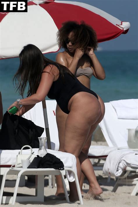 Julz Goddard Yesjulz Nude Leaks Photo Thefappening