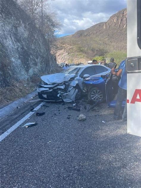 Se Registra Fuerte Accidente En Carretera Al Istmo De Manera