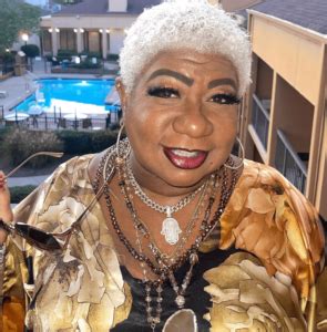 Luenell Net Worth 2024 - Age, Husband, Daughter & House