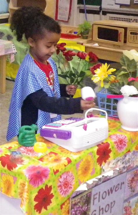 10 Flower Shop Clerk Preschool Garden Preschool At Home Preschool