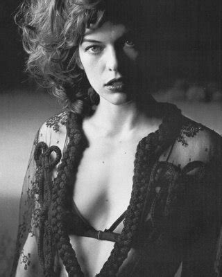 Milla Jovovich Nude Porn Pictures Xxx Photos Sex Images Pictoa