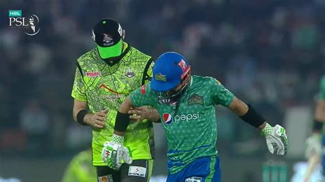 Watch Shaheen Afridi Wins Hearts With His Heartwarming Gesture For