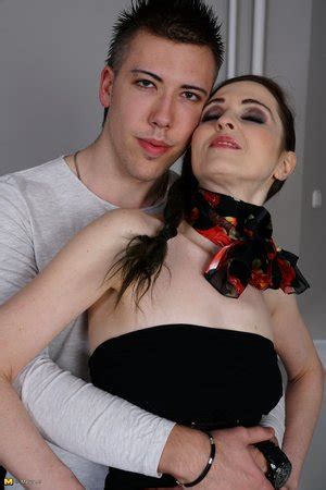 Hardcore Horny Housewife XXX Dessert