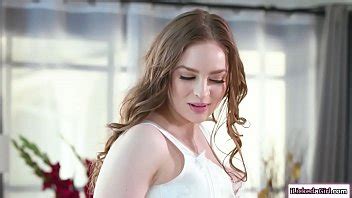 Gros Seins Lesbo Mange Gfs Stepis Chatte Poilue XVIDEOS