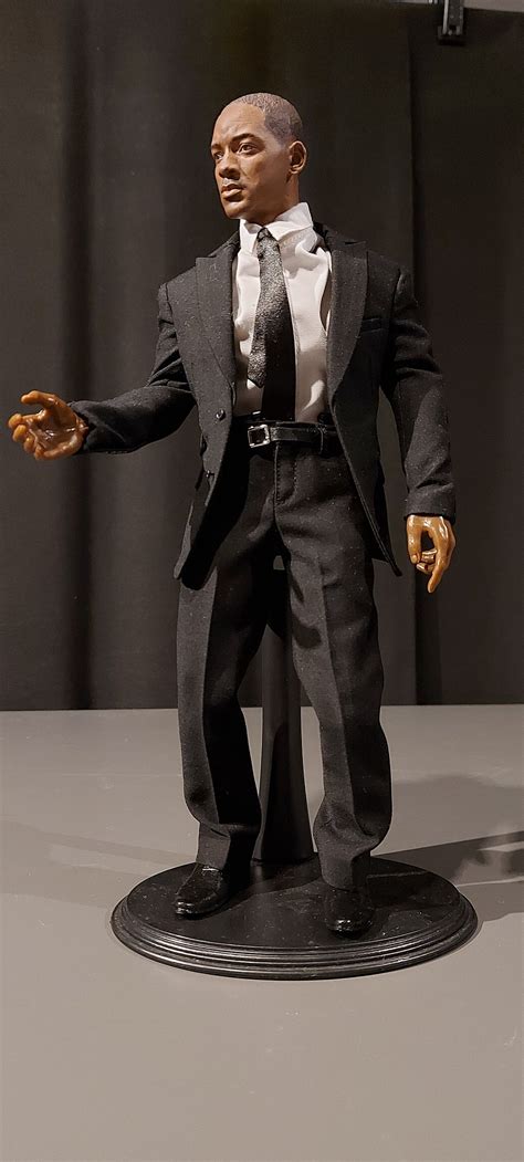 Will Smith Men In Black 16 Action Figure Custom Made Etsy