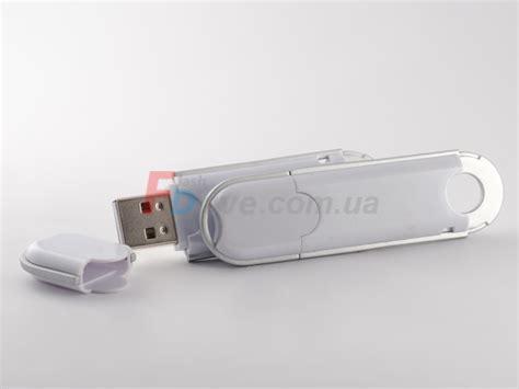 Белая флешка | Флешки c логотипом, печать на флешках | Flash Drive