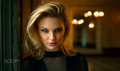 Looking At Viewer Cleavage Blonde Model Carla Sonre Necklace