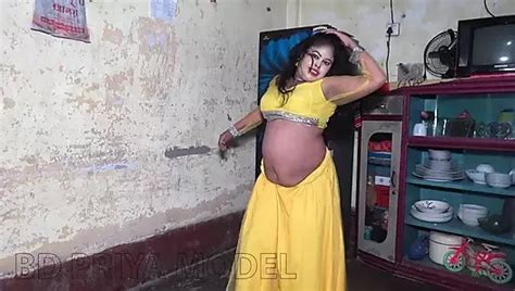 Deshi Hot Bhabi Hot Sexy Room Dance Asian Porn Feat BDPriyaModel XHamster