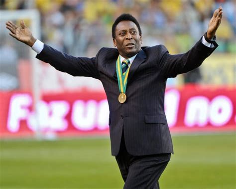 Pelé: Brazil soccer legend's extraordinary life