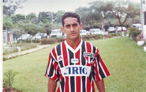 Zé Carlos ex lateral do São Paulo e da seleção brasileira morre aos