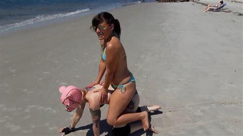 Pny Spinner Karlee Paige Gives Sexy MILF Sandra Moore A Beach Side Piggy Ride Azure Sky