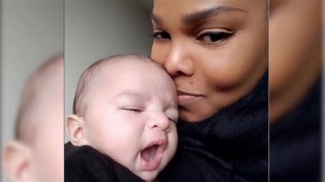 Janet Jackson tweets first photo of newborn son - ABC News