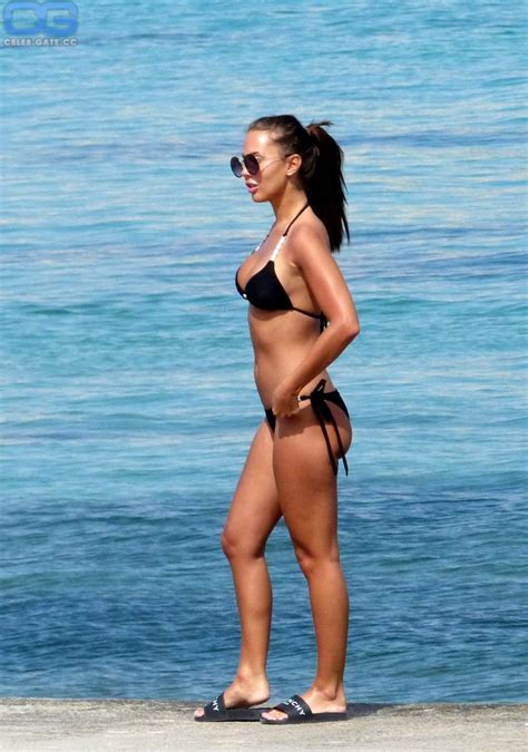 Yazmin Oukhellou Nude Pictures Onlyfans Leaks Playboy Photos Sex Scene Uncensored