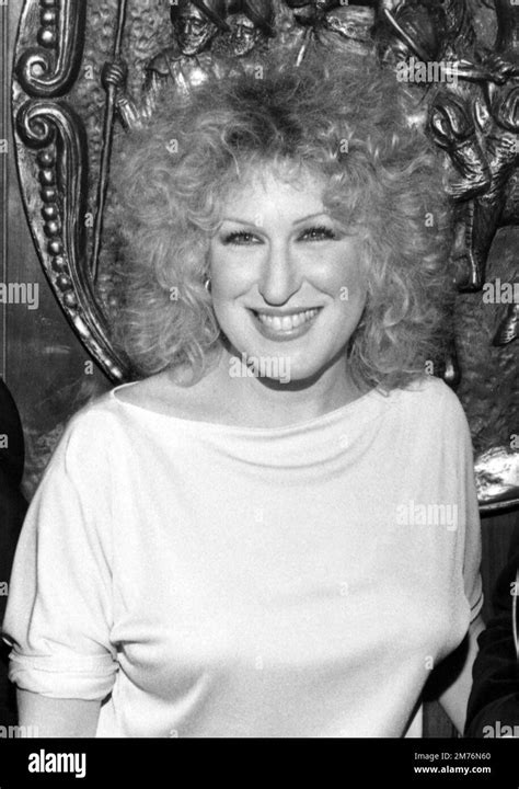 Bette Midler At Managers West 1980 Credit Ralph Dominguez Mediapunch