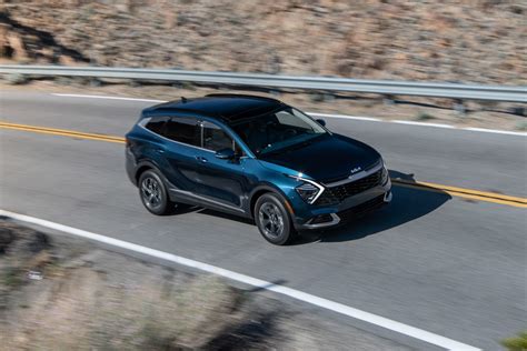 2023 Kia Sportage Is Funky and Efficient - CNET