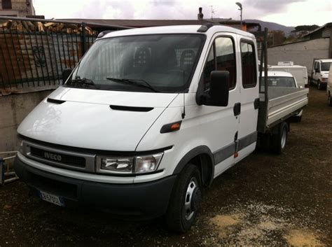 Auto Usate Montecompatri Iveco DAILY 35 C11 DOPPIA CABINA 2002 Usato