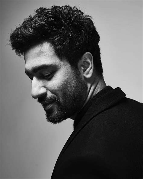 vicky kaushal wallpapers top  vicky kaushal backgrounds