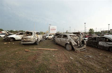 Massive Tornado Hits Oklahoma Photo 1 Pictures Cbs News