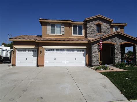 Garage Doors - Garage Door Service, Repair, Maintenance, Installation