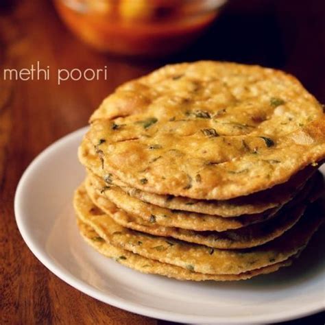 Methi Puri Crispy Methi Ki Poori Dassanas Veg Recipes