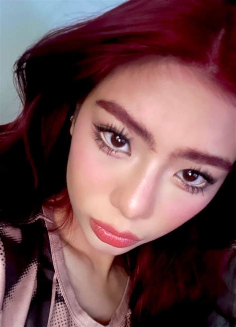 Pin By Tonziee On Bini In 2024 Pretty Brunette Cute Friend Photos Pretty Selfies