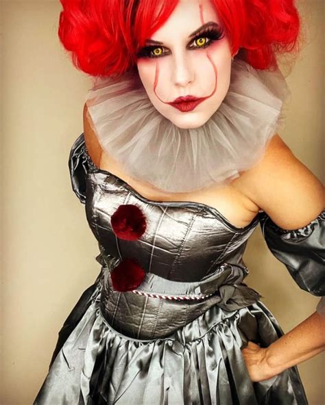 Cosplay Looks Pennywise Costume And Creepy Clown Makeup Geek Mamas