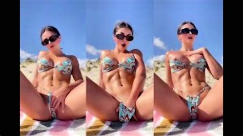 Caryn Beaumont 100 Beach Finger Fuck Squirt