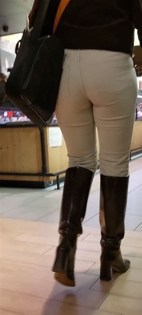 Hot Milf Looks Amazing In Boots And Jeans Face Oc Tight Jeans Forum