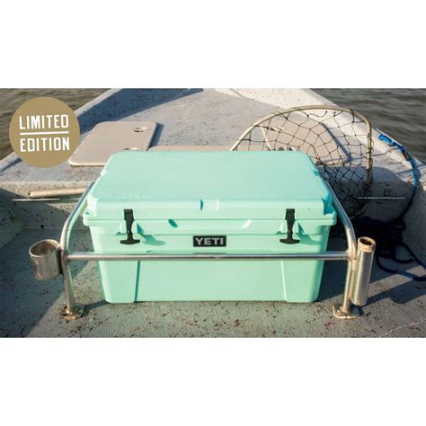 YETI Tundra Cooler 65 in Seafoam Green