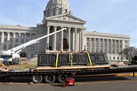Bronze Door Restoration Project - Missouri State Capitol Commission