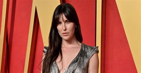 Scout Willis Goes Nearly Naked In Sultry Instagram Photos