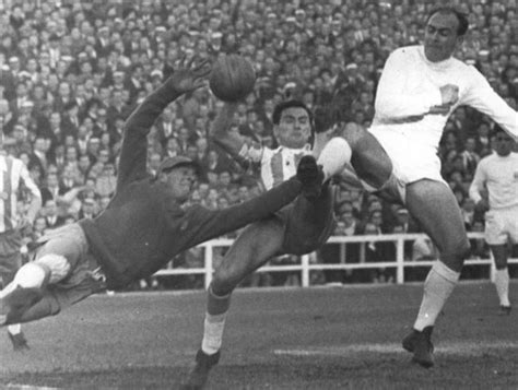 El Jugador Del Madrid Di Stéfano Balón De Oro 1957 Y 1959